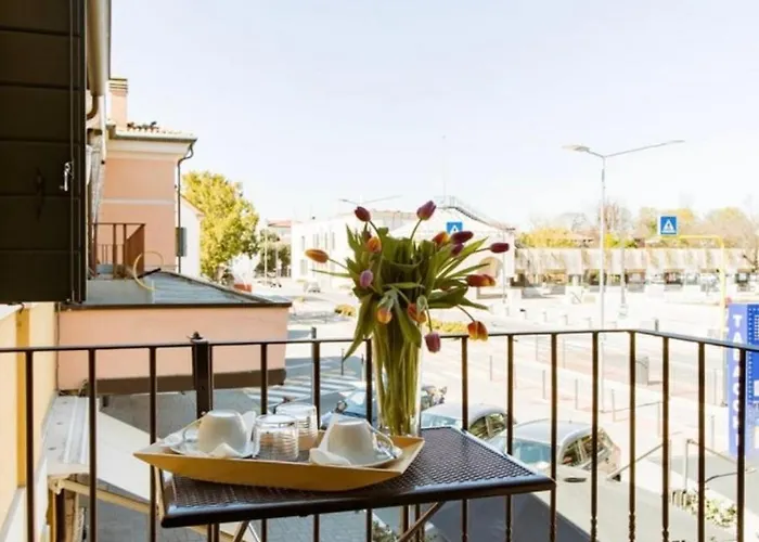 Al Piccolo Clarin 3* メストレ