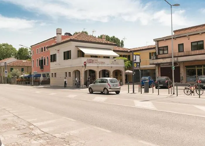 一个小号角度假屋 3*